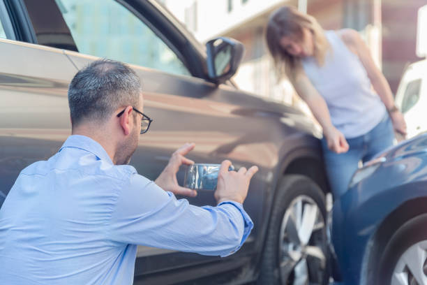 Professional Full Coverage Car Insurance technician working in Imperial, CA